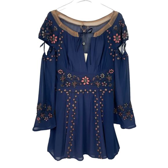 For Love & Lemons Niccola Embroidery Floral Mini Dress Size Medium NEW - Picture 2 of 9